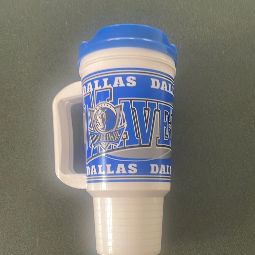 Dallas Mavericks Blue and White Travel Mug